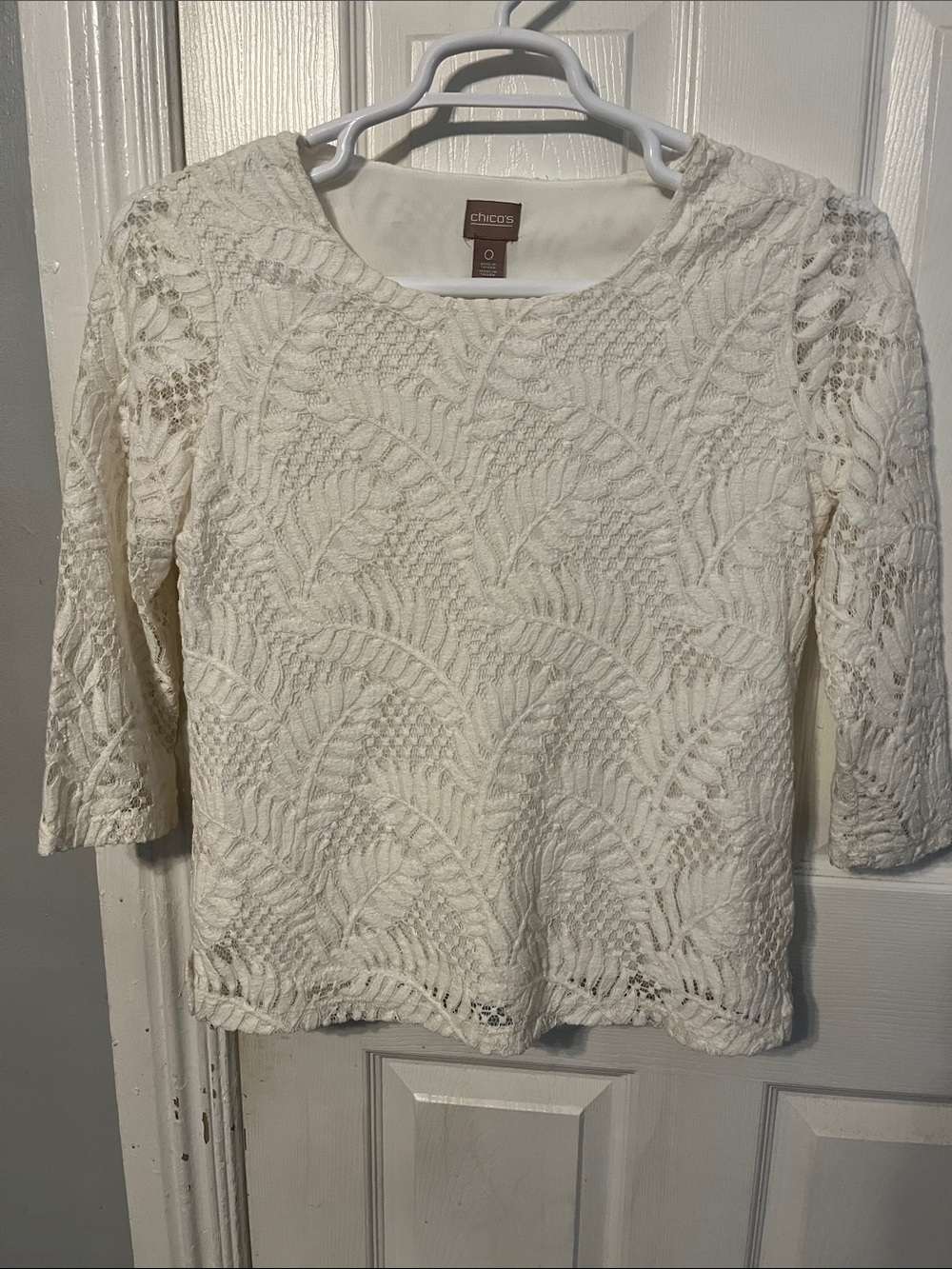 Chico's Cream Crochet Lace 3/4 Sleeve Top